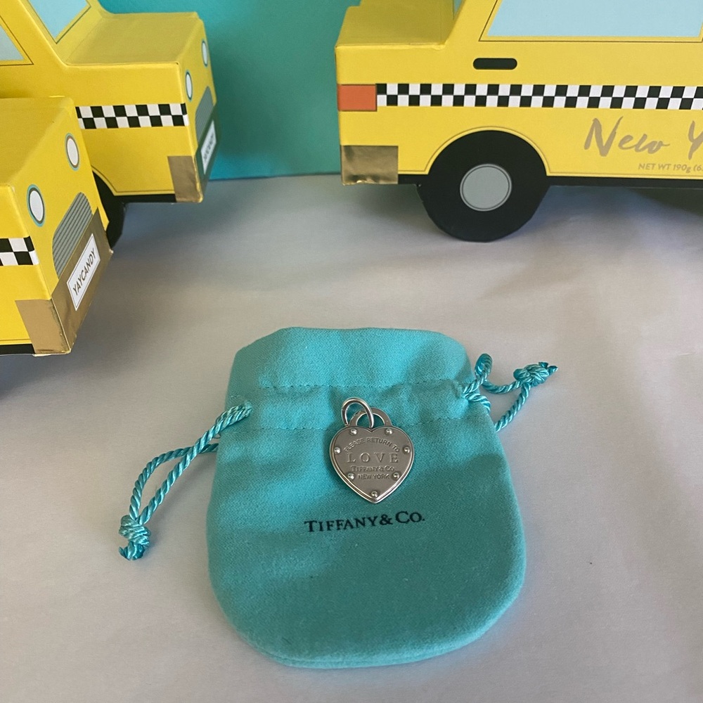 Tiffany & Co. RTT Love Heart Tag